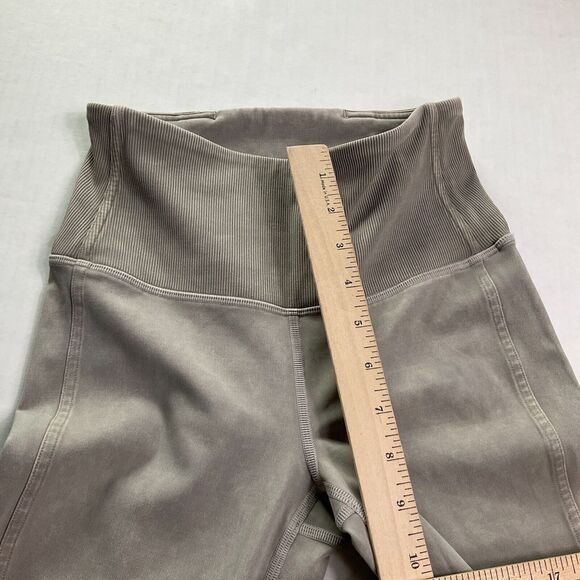 Lululemon Womens Cropped Wunder Under Leggings Gray Performance Pull On Size 2 - Picture 6 of 12